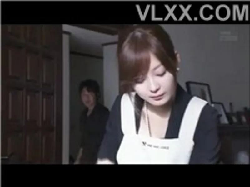 Chồng yêu đi công việc, vợ ở nhà bị anh rể cưỡng hiếp